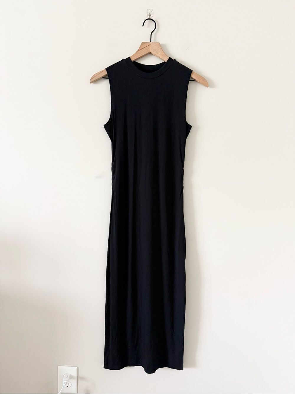 Vuori Black Ribbed Knit High Neck Tank Maxi Dress wSide Cinch & Side Slit Size S